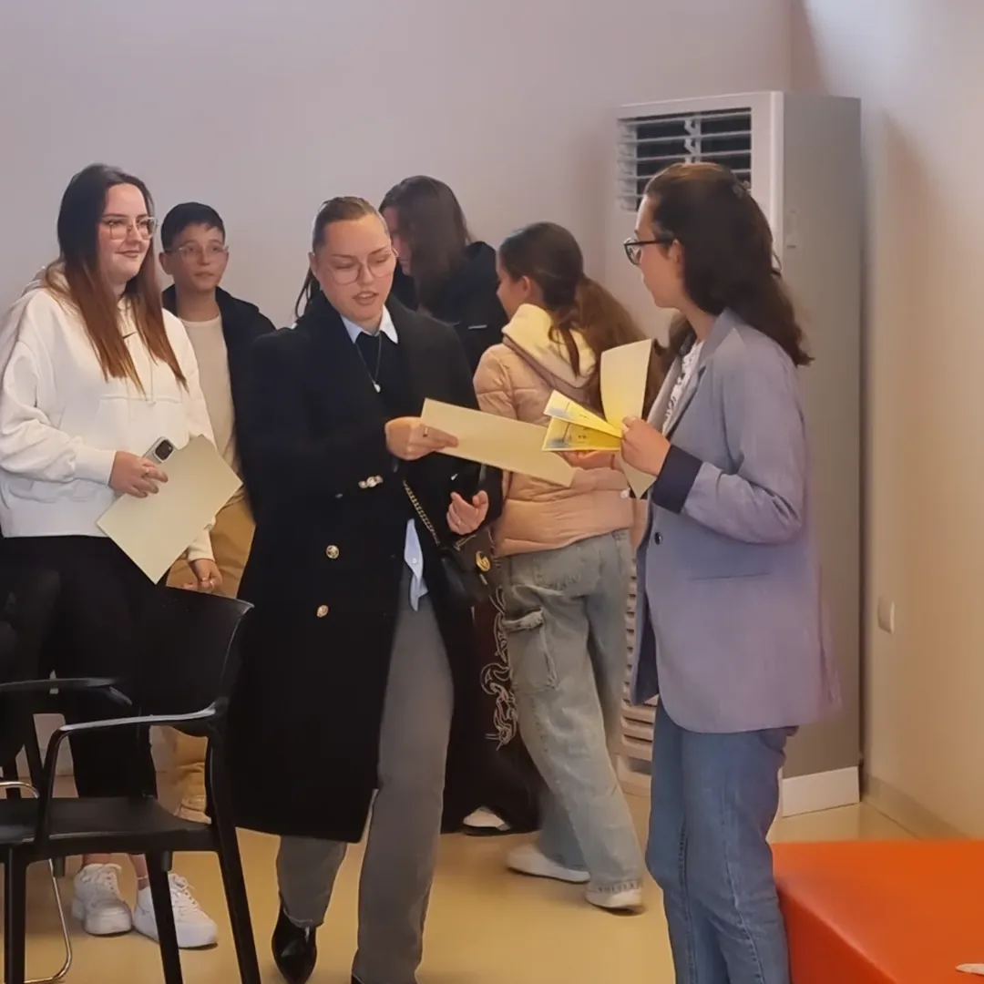 Two day 'Introduction to AI and ML' workshop in Korçë 18